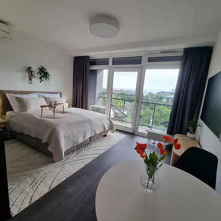 Sleep With The View Apartmán *