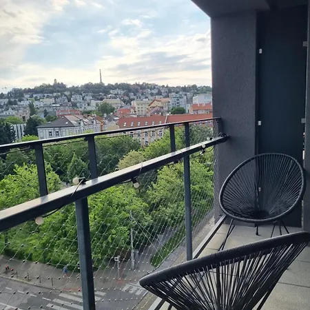 Sleep With The View Pozsony